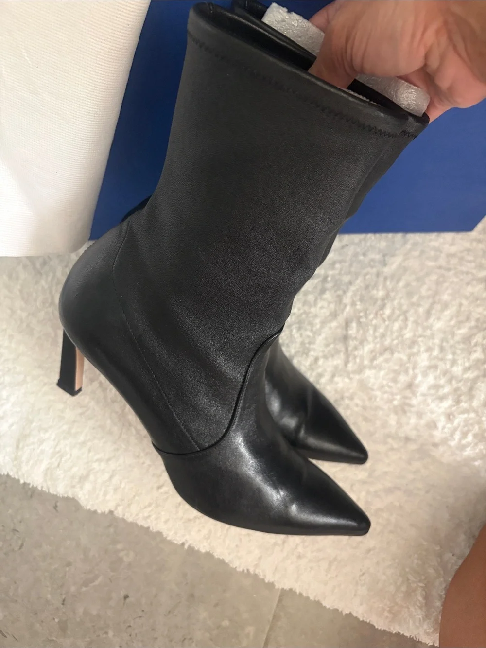 Stuart Weitzman elegant pointed
